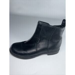 Baffin Women's Black Chelsea Boots Zip 6